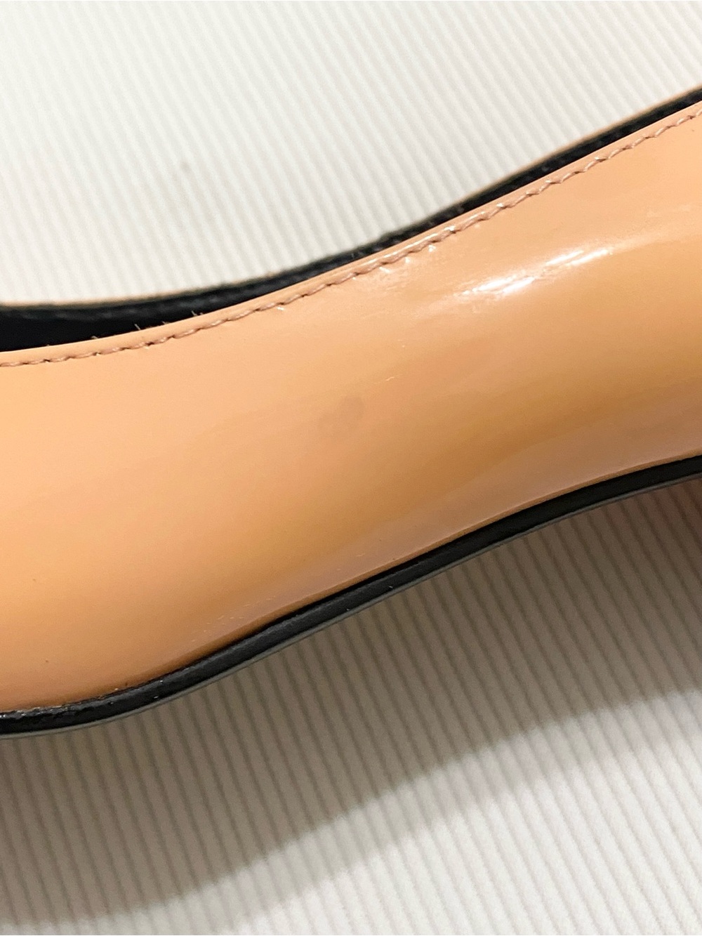 Roger Vivier Paris Trompette Patent Leather Buckle Pumps Kitten Heel Coral Pink - Picture 12 of 13
